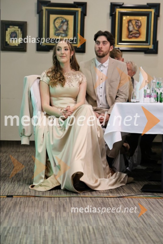 29. Vinska kraljica Slovenije 2026 je Nika Martinčič