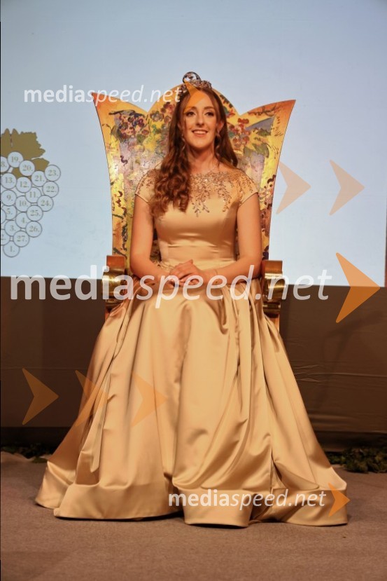 29. Vinska kraljica Slovenije 2026 je Nika Martinčič