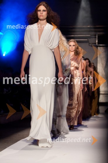 ManekenkeNina Šušnjara, modna revija