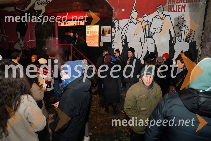 Pissed, premiera predstave na Intimnem odru GT22