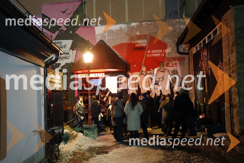 Pissed, premiera predstave na Intimnem odru GT22