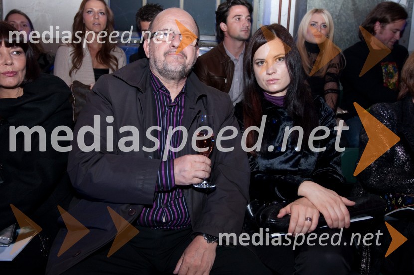 Zmago Jelinčič Plemeniti, poslanec ter vodja SNS, njegova žena Monika Zupanc JelinčičNina Šušnjara, modna revija