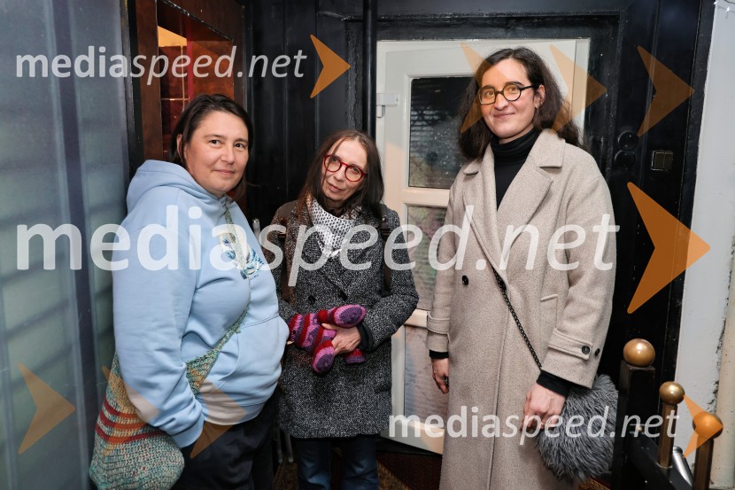 Pissed, premiera predstave na Intimnem odru GT22