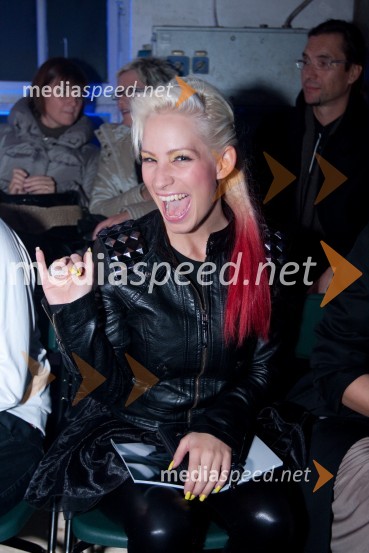 Alya, pevkaNina Šušnjara, modna revija