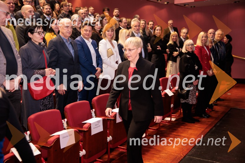  ... ; prof. dr. Janez Bešter, Fakulteta za elektrotehniko;  Jože Torkar, Kolektor Sisteh d.o.o.; dr. Nataša Pirc Musar, predsednica Republike SlovenijeEva Pirc je inženirka leta 2025, slavnostna razglasitev