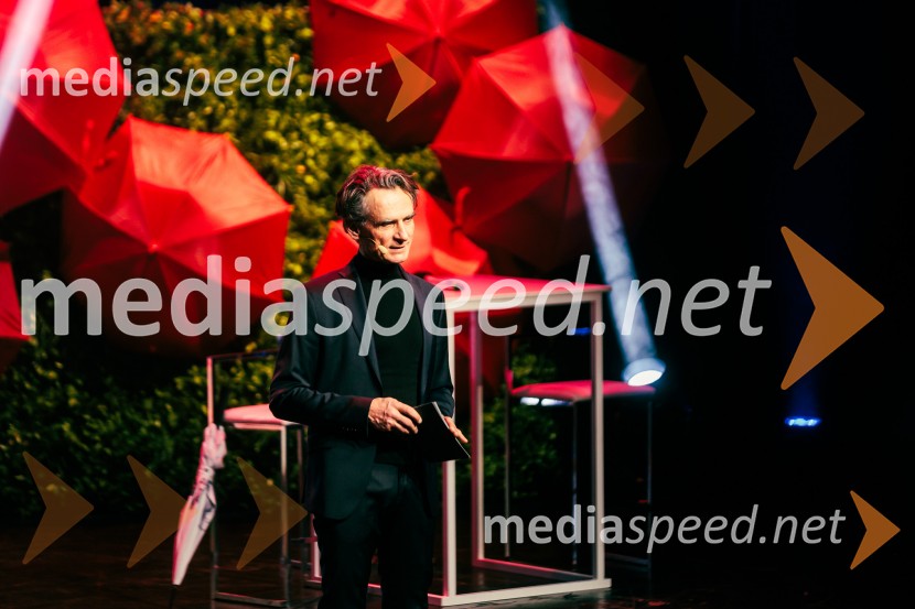  Jure Longyka, moderatorEva Pirc je inženirka leta 2025, slavnostna razglasitev