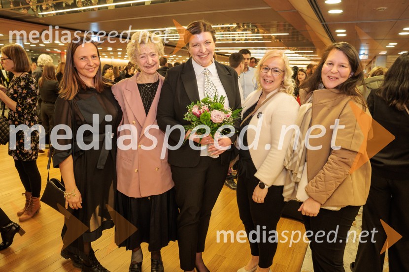 Eva Pirc je inženirka leta 2025, slavnostna razglasitev