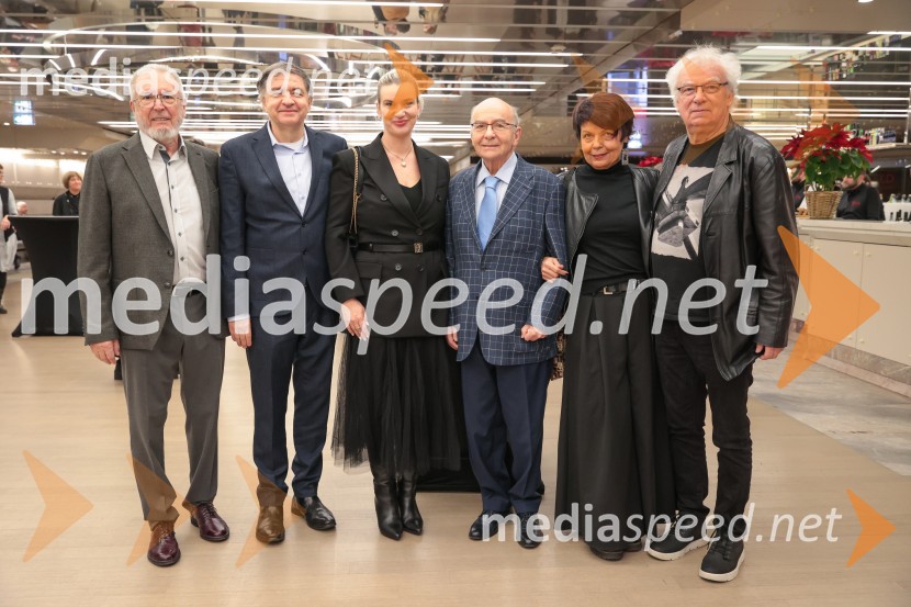  ... ;  ... ;  ... ;  ... ;  Janja Koren, novinarka;  Mile CrnovićKrstna uprizoritev Orfej in Evridika v Cankarjevem domu