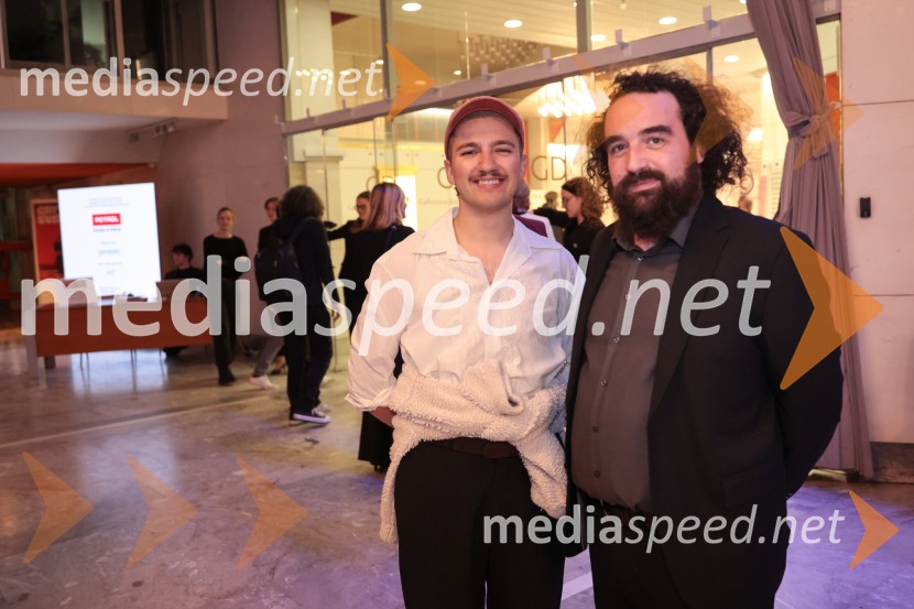  Boris Kokalj, pevec, skupina Kokosy;   Jure Novak, generalni direktor, Cankarjev domKrstna uprizoritev Orfej in Evridika v Cankarjevem domu