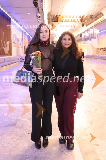  ... ;  Lina Akif, igralkaKrstna uprizoritev Orfej in Evridika v Cankarjevem domu