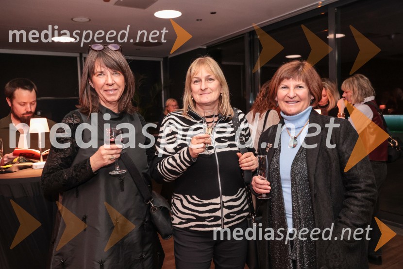  Barbara Rogelj, vodja humanističnega in kulturno-vzgojnega programa, Cankarjev dom;  ... ;  ... Krstna uprizoritev Orfej in Evridika v Cankarjevem domu