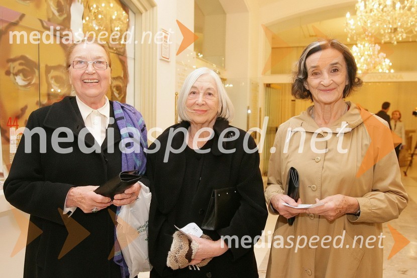 Iva Zupančič, igralka in dobitnica Borštnikovega prstana 1997, Štefka Drolc, igralka in dobitnica Borštnikovega prstana 1983 ter Ivanka Mežan, igralka in dobitnica Borštnikovega prstana 199544. Borštnikovo srečanje 2009, otvoritev