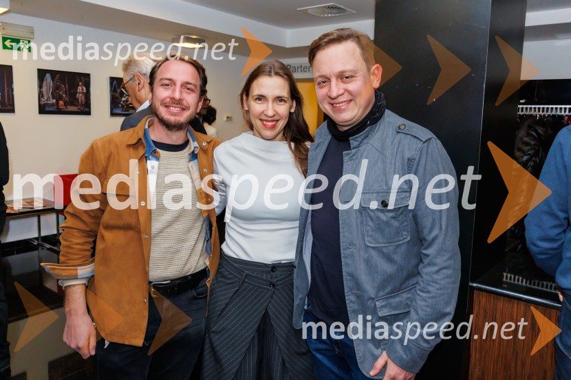  ... ;  ... ;  Luka Cimprič, igralecKje je primadona?, premiera gledališča Koper