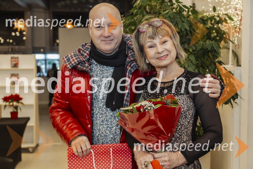 Violeta Tomić: »Ubogaj mamo in ne pozabi očeta«, predstavitev avtobiografije