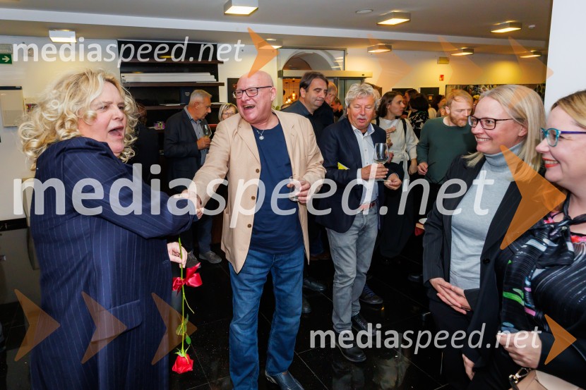  Katja Pegan,  direktorica in režiserka, Gledališče Koper Teatro Capodistria;  Nace Junkar, operni pevecKje je primadona?, premiera gledališča Koper