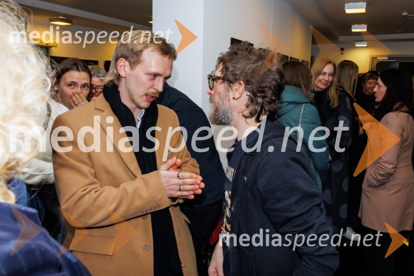  ... ;  Szymon Pruszyński, strokovnjak za e-trgovino, Meta;  ... Kje je primadona?, premiera gledališča Koper