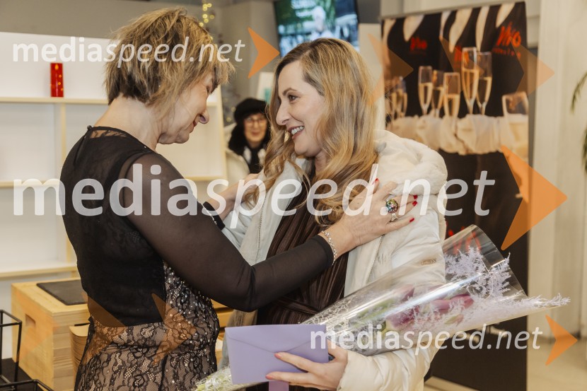 Violeta Tomić: »Ubogaj mamo in ne pozabi očeta«, predstavitev avtobiografije