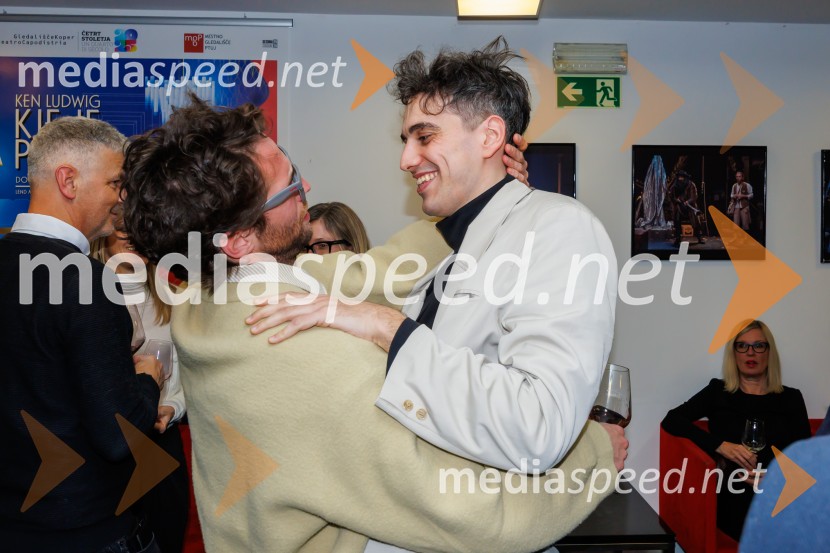  Enver Šišić, direktor skupine Perutnina Ptuj, d.o.o.;  ... ;  ... Kje je primadona?, premiera gledališča Koper