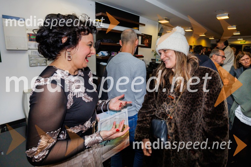  Lara Jankovič, igralka;  ... ;  ... Kje je primadona?, premiera gledališča Koper