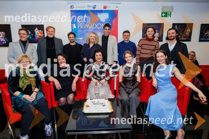  Igor Štamulak, igralec;  ... ;  ... ;  ... ;  ... Kje je primadona?, premiera gledališča Koper