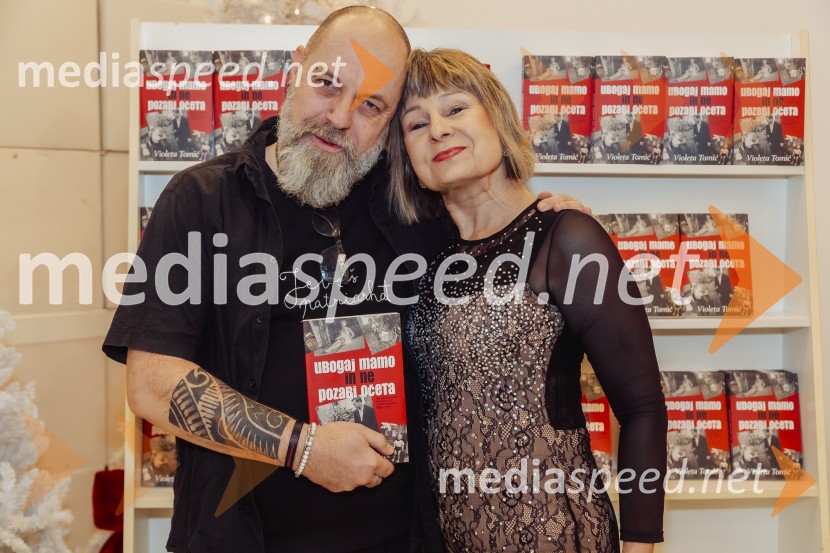 Violeta Tomić: »Ubogaj mamo in ne pozabi očeta«, predstavitev avtobiografije