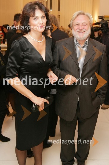 Sabina Hobacher, lastnica PR Plus in Vlado Krejač, v.d. odgovornega urednika Radia Maribor44. Borštnikovo srečanje 2009, otvoritev