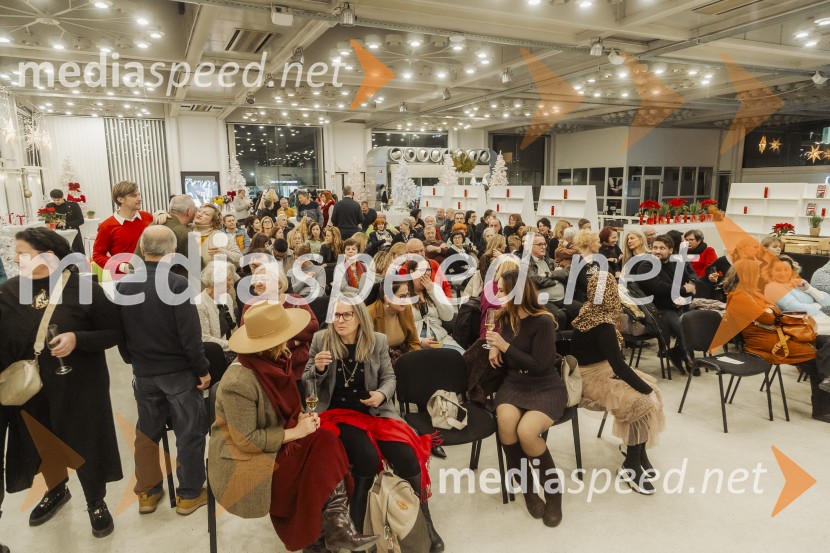 Violeta Tomić: »Ubogaj mamo in ne pozabi očeta«, predstavitev avtobiografije