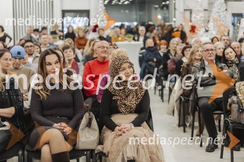 Violeta Tomić: »Ubogaj mamo in ne pozabi očeta«, predstavitev avtobiografije