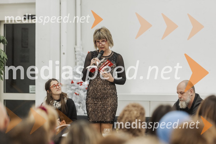 Violeta Tomić: »Ubogaj mamo in ne pozabi očeta«, predstavitev avtobiografije