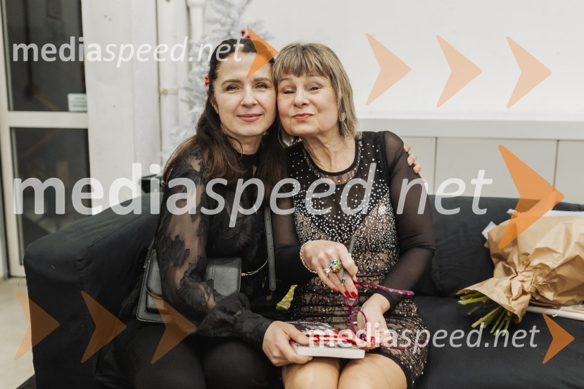 Violeta Tomić: »Ubogaj mamo in ne pozabi očeta«, predstavitev avtobiografije