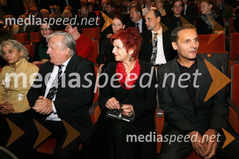 Alja Predan, direktorica Borštnikovega srečanja, Tone Partljič, pisatelj in predsednik sveta Borštnikovega srečanja, Majda Širca, ministrica za kulturo in Danilo Rošker, direktor SNG Maribor44. Borštnikovo srečanje 2009, otvoritev