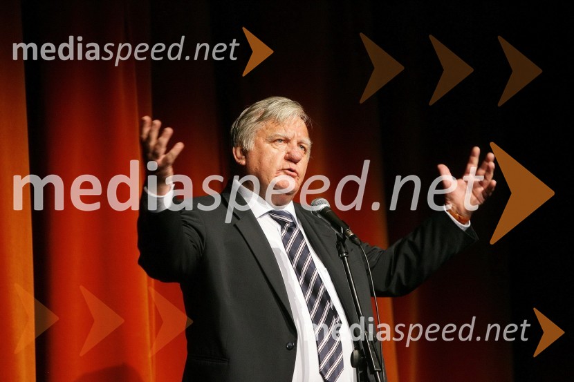 Tone Partljič, pisatelj in predsednik sveta Borštnikovega srečanja44. Borštnikovo srečanje 2009, otvoritev