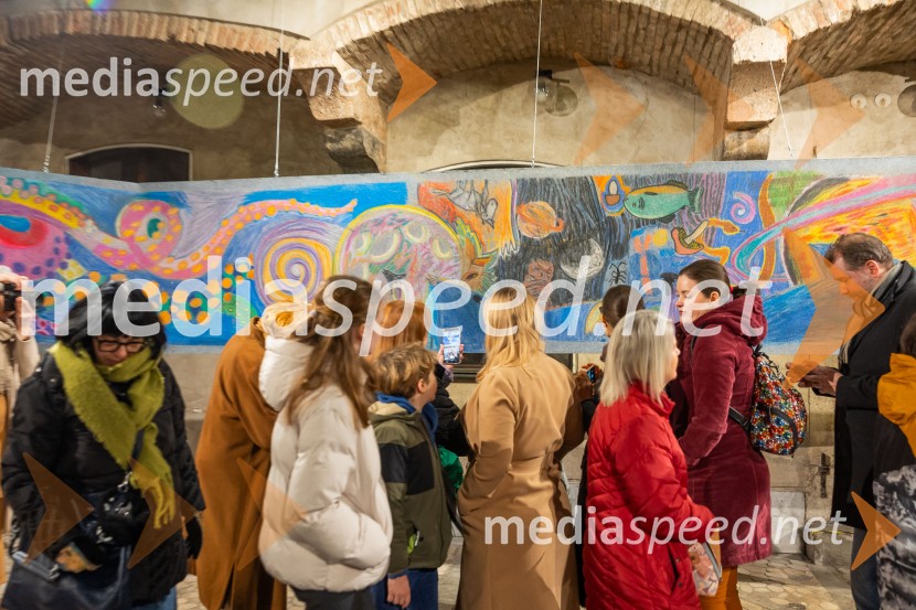 V Mestni hiši odprli razstavo Živalce in rastlinice