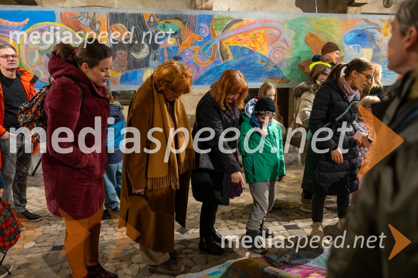 V Mestni hiši odprli razstavo Živalce in rastlinice