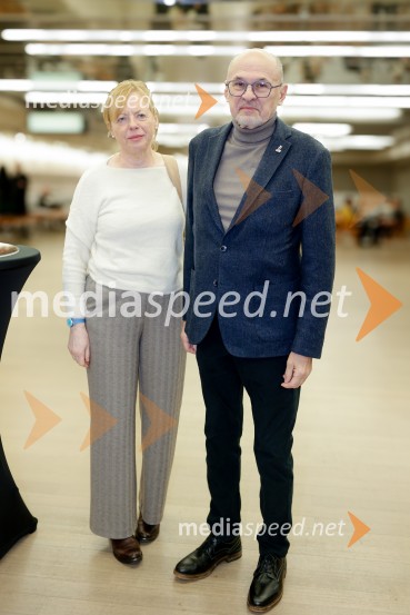 Uprizoritev romana Ivana Cankarja Na klancu