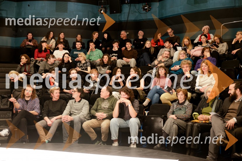 Uprizoritev romana Ivana Cankarja Na klancu