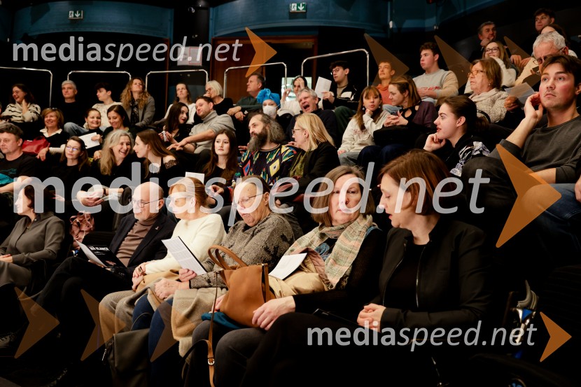 Uprizoritev romana Ivana Cankarja Na klancu