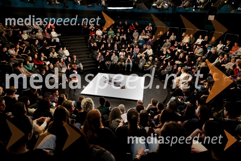 Uprizoritev romana Ivana Cankarja Na klancu