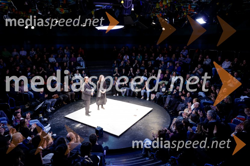 Uprizoritev romana Ivana Cankarja Na klancu