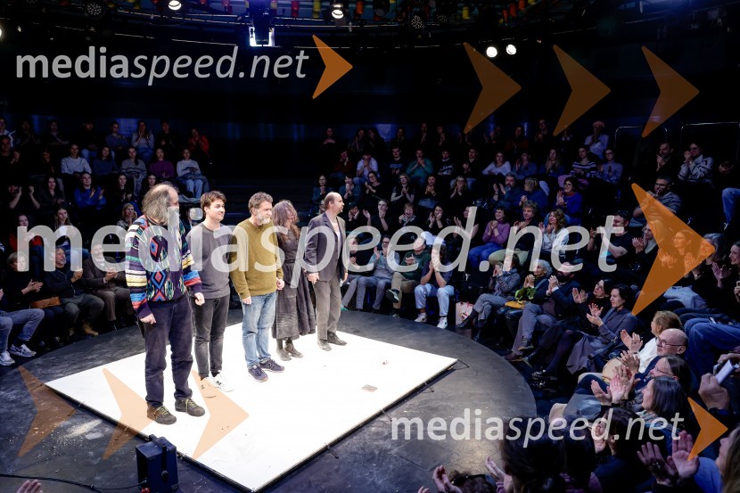 Uprizoritev romana Ivana Cankarja Na klancu