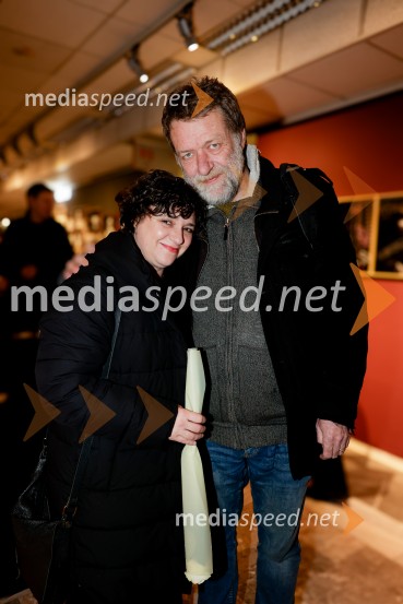 Uprizoritev romana Ivana Cankarja Na klancu