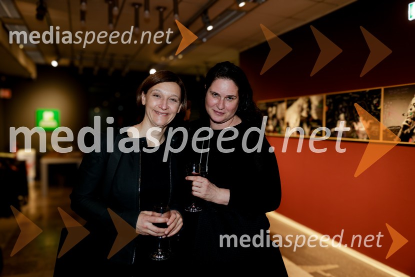 Uprizoritev romana Ivana Cankarja Na klancu