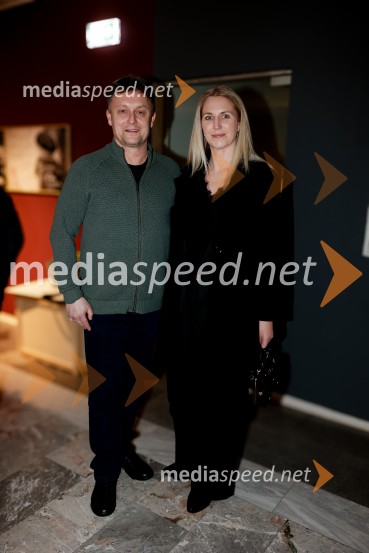 Uprizoritev romana Ivana Cankarja Na klancu