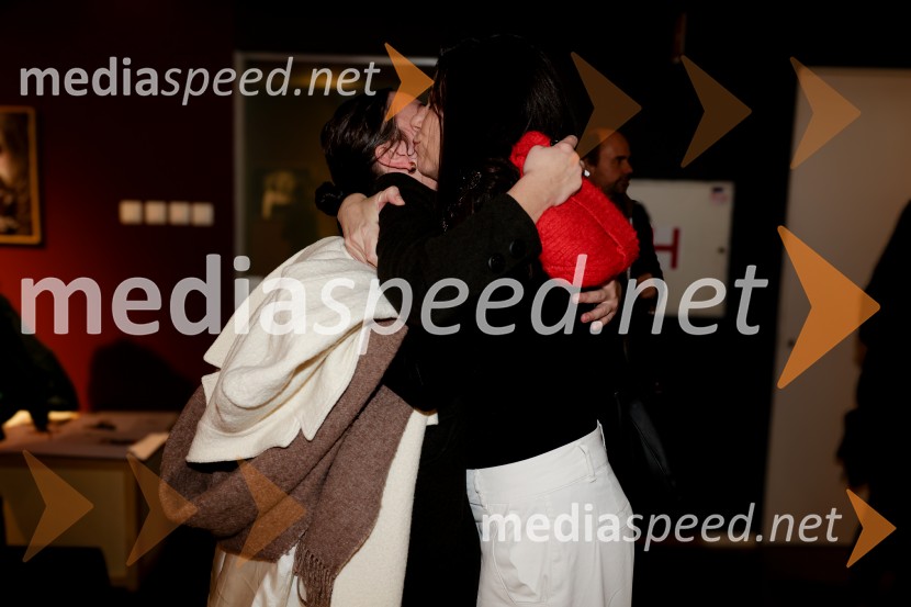 Uprizoritev romana Ivana Cankarja Na klancu