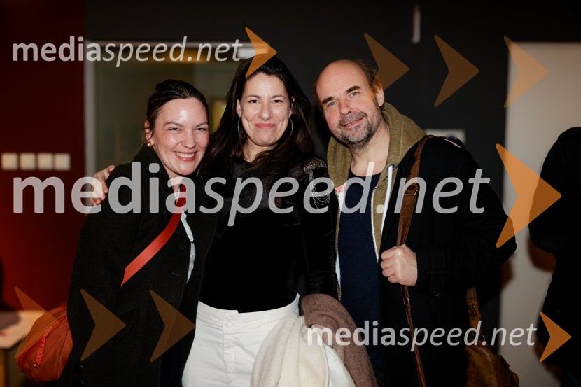 Uprizoritev romana Ivana Cankarja Na klancu