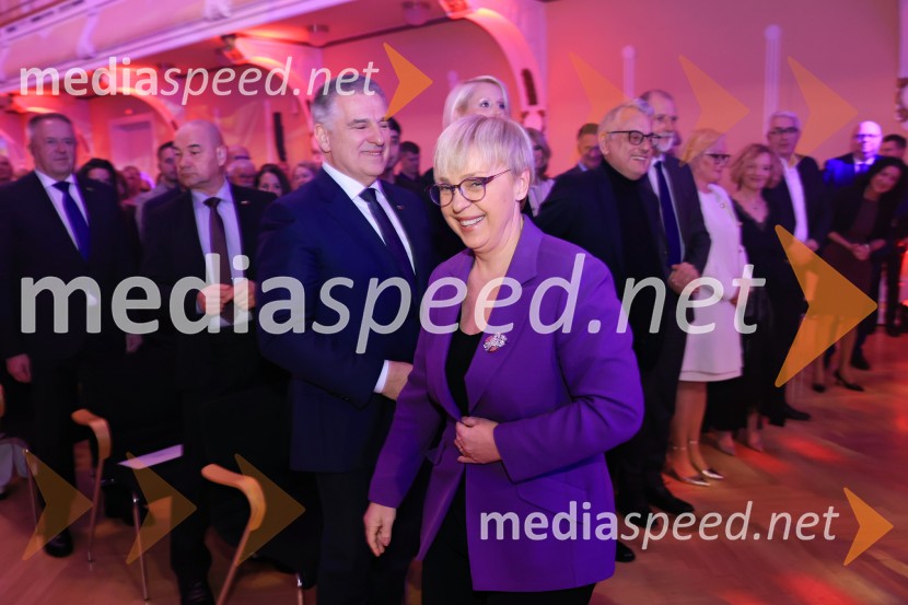 Tonetu Strnadu priznanje za življenjsko delo,  mladi manager 2025 je Aleš Ugovšek iz skupine M Sora,  Artemidi v roke Ireni Brugger in Juditi Rigler