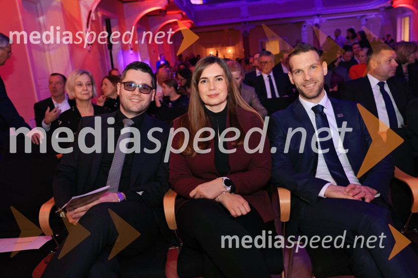 Tonetu Strnadu priznanje za življenjsko delo,  mladi manager 2025 je Aleš Ugovšek iz skupine M Sora,  Artemidi v roke Ireni Brugger in Juditi Rigler