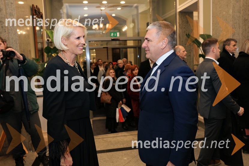 Tonetu Strnadu priznanje za življenjsko delo,  mladi manager 2025 je Aleš Ugovšek iz skupine M Sora,  Artemidi v roke Ireni Brugger in Juditi Rigler