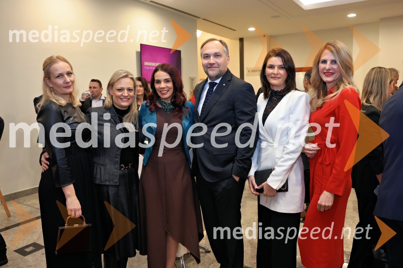 Tonetu Strnadu priznanje za življenjsko delo,  mladi manager 2025 je Aleš Ugovšek iz skupine M Sora,  Artemidi v roke Ireni Brugger in Juditi Rigler