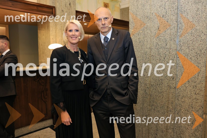 Tonetu Strnadu priznanje za življenjsko delo,  mladi manager 2025 je Aleš Ugovšek iz skupine M Sora,  Artemidi v roke Ireni Brugger in Juditi Rigler